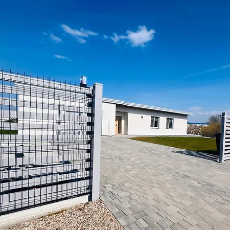 Sztorm Piękny Dom Nad Morzem Na Wyłączność Sianożęty