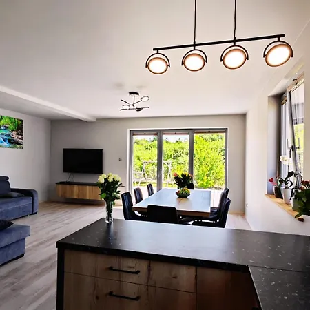 Sztorm Piękny Dom Nad Morzem Na Wyłączność Dom wakacyjny *