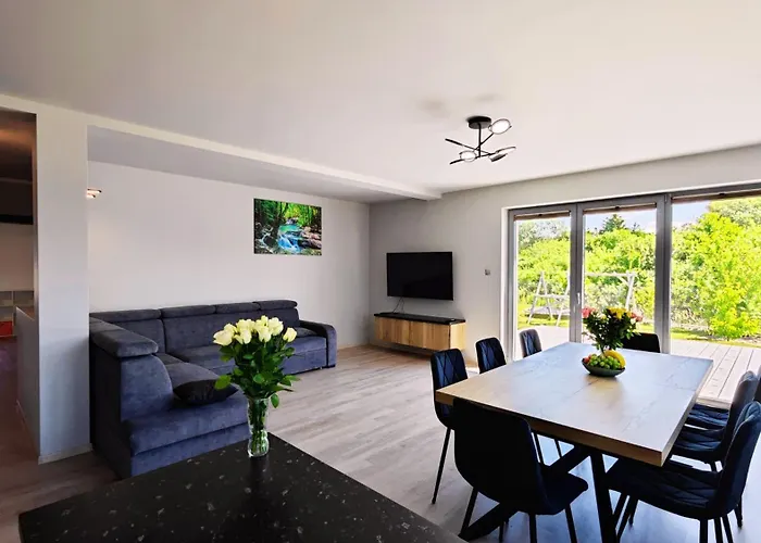 Sztorm Piekny Dom Nad Morzem Na Wylacznosc Nyaraló