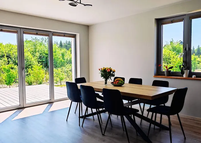 Sztorm Piekny Dom Nad Morzem Na Wylacznosc Nyaraló Sianozety